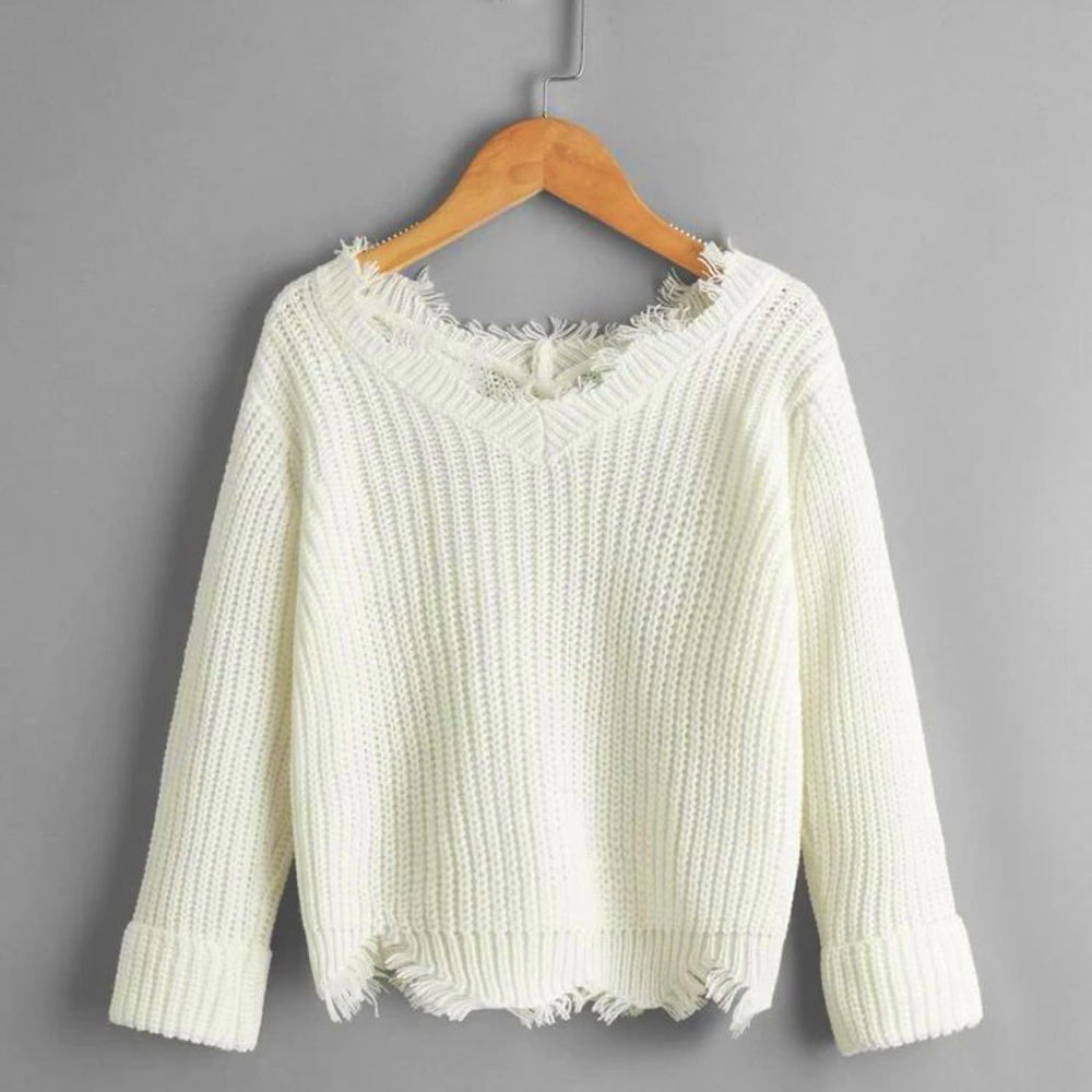 I’m selling this because I just never wear it and I never reach for it!